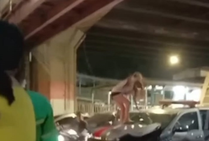 Tangkapan Layar, wanita berinsial JK (33) yang membawa kabur mobil patroli pengelola tol. (Instagram.com/@sekitar.jakut) 
